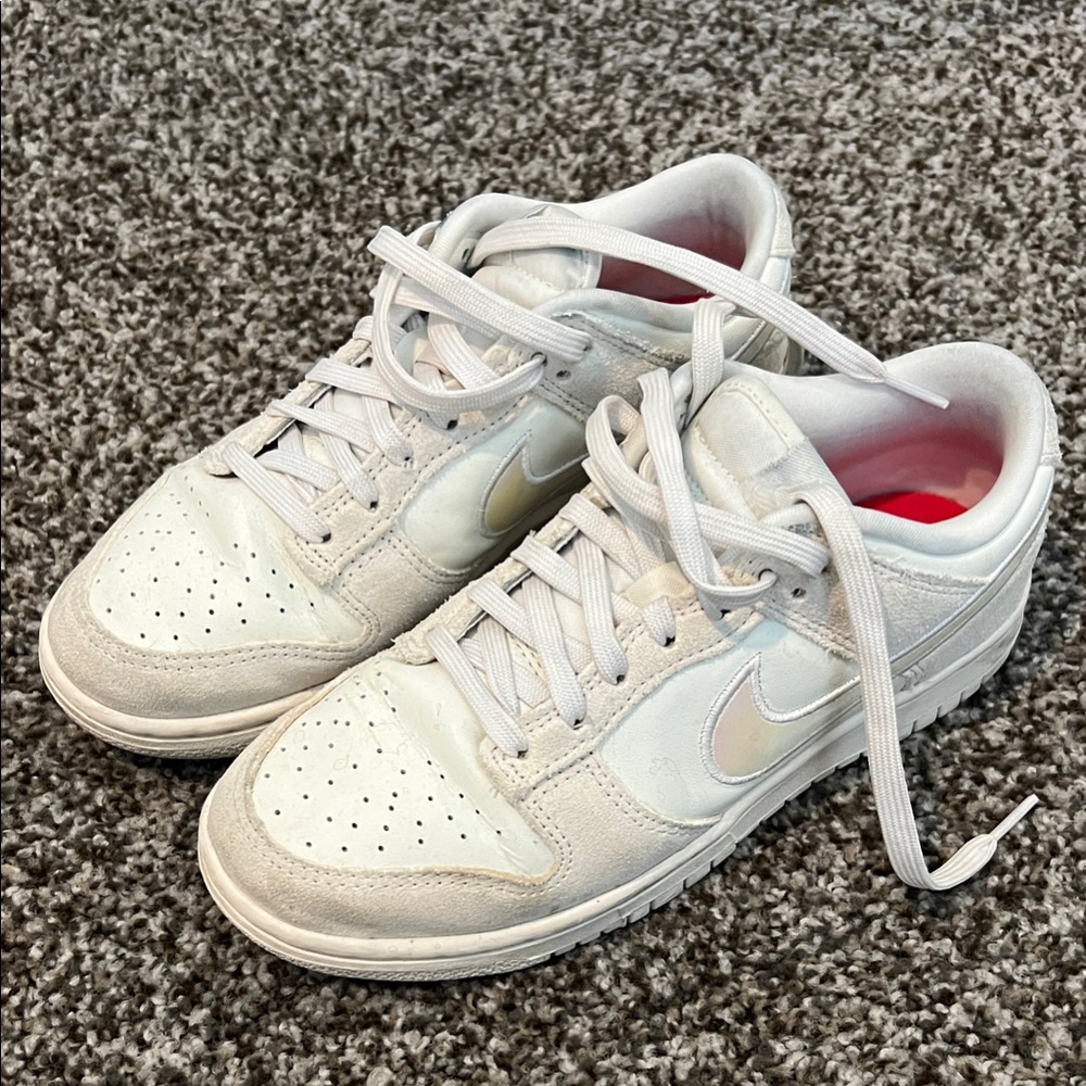 Nike Dunk low iridescent swoosh